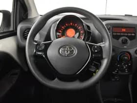Toyota Aygo thumbnail 9