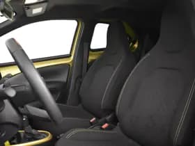 Toyota Aygo thumbnail 3