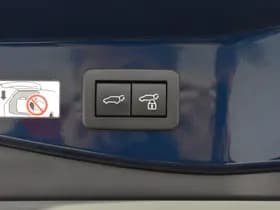 Toyota C-HR thumbnail 25