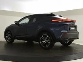 Toyota C-HR thumbnail 6