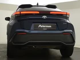 Toyota C-HR thumbnail 8
