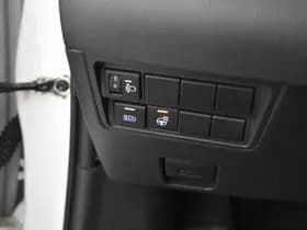 Toyota Yaris thumbnail 17