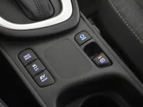 Toyota Yaris thumbnail 26