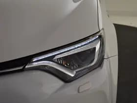 Toyota RAV4 thumbnail 20
