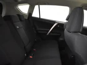 Toyota RAV4 thumbnail 25