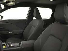 Lexus LBX thumbnail 12