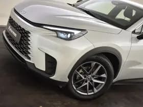 Lexus LBX thumbnail 37