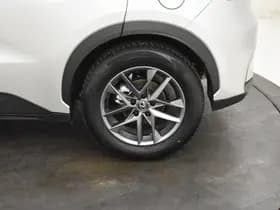 Lexus LBX thumbnail 39