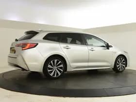 Toyota Corolla thumbnail 2