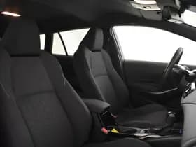 Toyota Corolla thumbnail 3