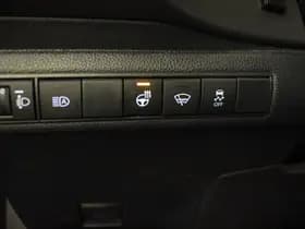 Toyota Corolla thumbnail 25