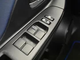 Toyota Yaris thumbnail 23