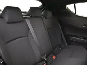Toyota C-HR thumbnail 12