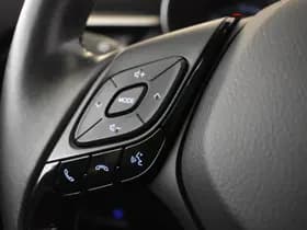 Toyota C-HR thumbnail 14