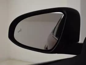 Toyota C-HR thumbnail 29