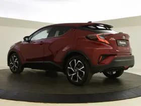 Toyota C-HR thumbnail 6