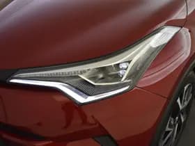 Toyota C-HR thumbnail 8