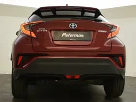 Toyota C-HR thumbnail 9