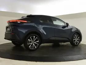 Toyota C-HR thumbnail 2