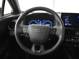 Toyota C-HR thumbnail 11