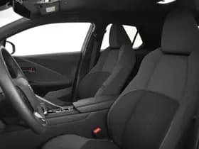 Toyota C-HR thumbnail 9