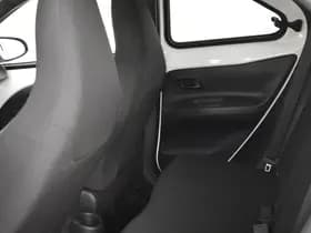 Toyota Aygo thumbnail 16
