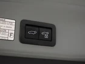Toyota Corolla thumbnail 30