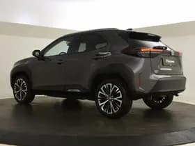Toyota Yaris Cross thumbnail 2