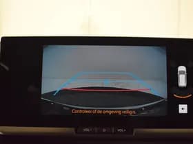 Toyota C-HR thumbnail 28