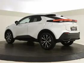 Toyota C-HR thumbnail 5