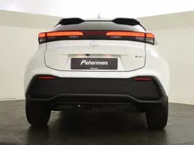 Toyota C-HR thumbnail 6
