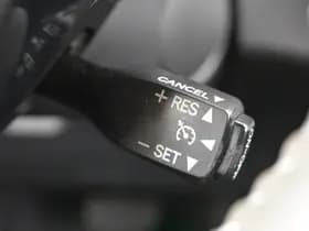 Toyota Yaris thumbnail 18