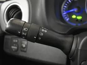 Toyota Yaris thumbnail 15
