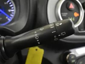 Toyota Yaris thumbnail 17
