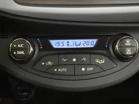 Toyota Yaris thumbnail 22