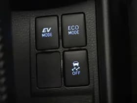 Toyota Yaris thumbnail 28