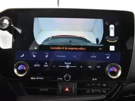 Lexus NX thumbnail 22