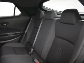 Toyota C-HR thumbnail 12