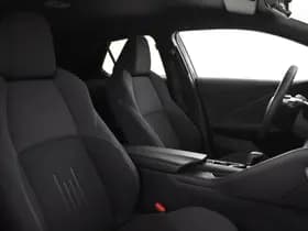 Toyota C-HR thumbnail 3