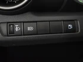 Toyota C-HR thumbnail 26