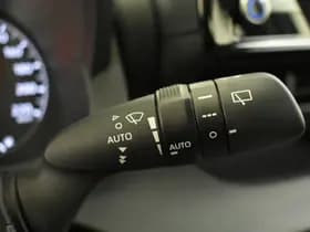 Toyota Yaris thumbnail 17
