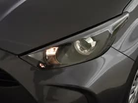 Toyota Yaris thumbnail 8