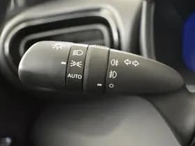 Toyota Yaris thumbnail 26