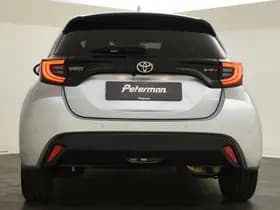 Toyota Yaris thumbnail 8