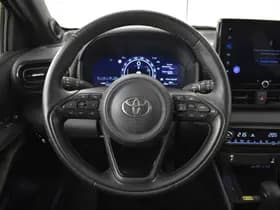 Toyota Yaris thumbnail 9