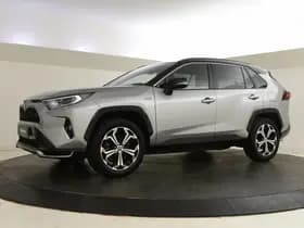 Toyota RAV4 thumbnail 2