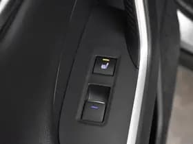 Toyota RAV4 thumbnail 22