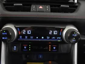 Toyota RAV4 thumbnail 33