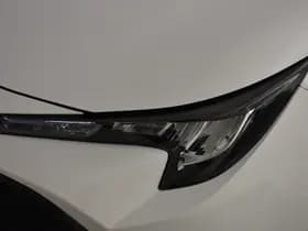 Toyota Corolla thumbnail 8