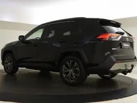 Toyota RAV4 thumbnail 6